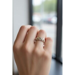 Estate Sterling Silver Twist w. 14K Gold Twisted Rope Detail Band Ring sz 8.25